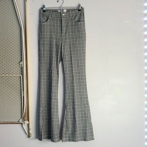 Hollister Ultra High Rise Stretchy Pants